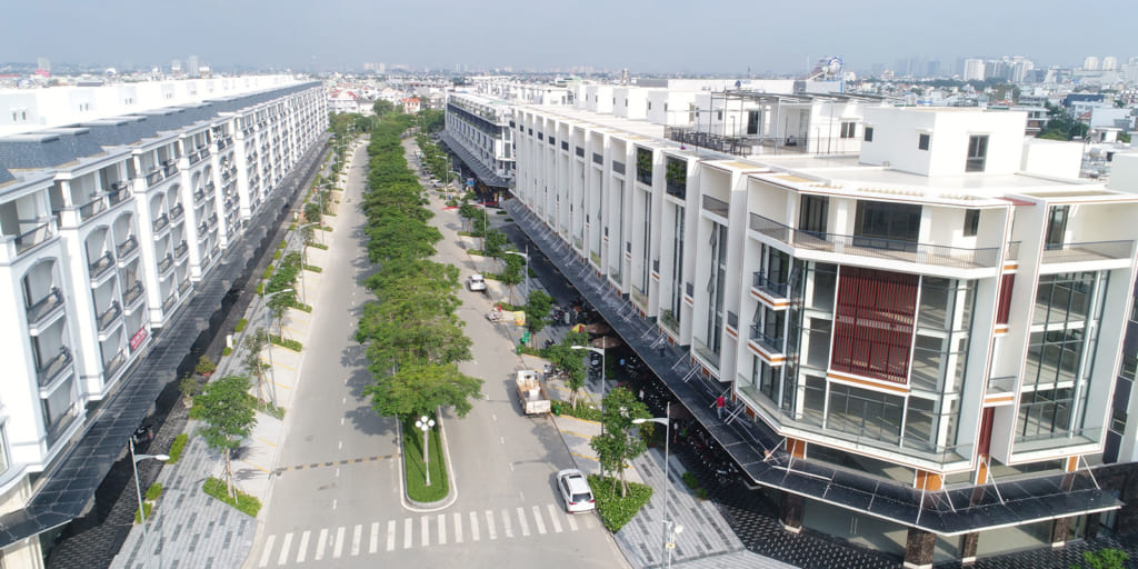 Bán nhà phố shophouse Vạn Phúc City