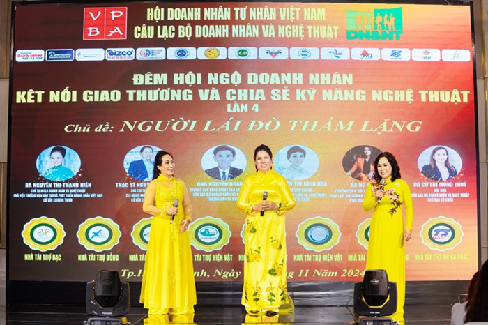 Đêm Hội ngộ Doanh Nhân lần 4 - CLB Doanh nhân & Nghệ thuật